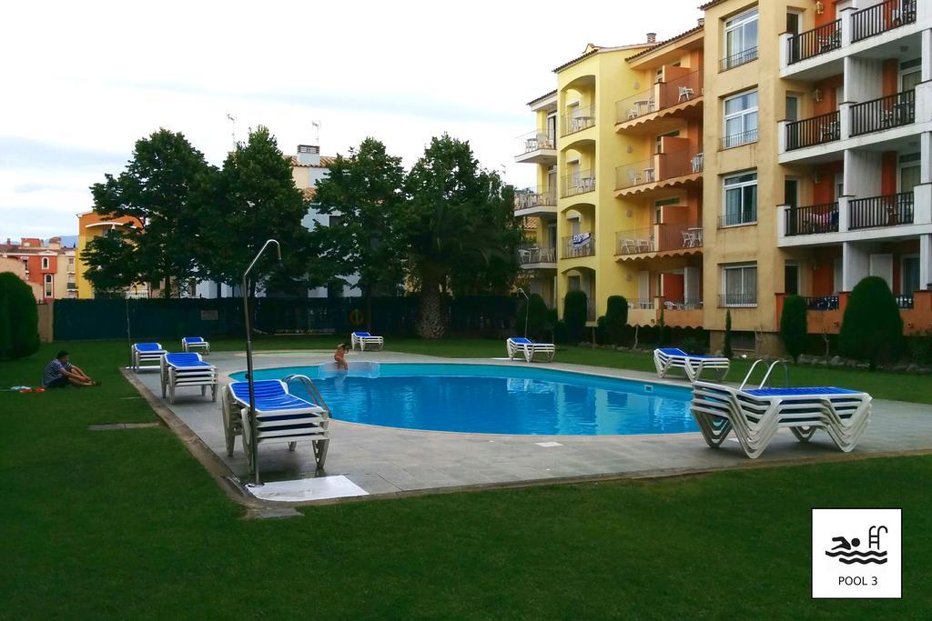 Mirablau Apartment Empuriabrava Exterior photo